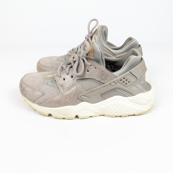 Nike Women's Metallic Taupe Air Huarache Run Sneakers Size 6.5 - Picture 5 of 9